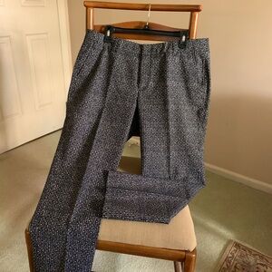 Weekender or Work staple, tailored cropped pants